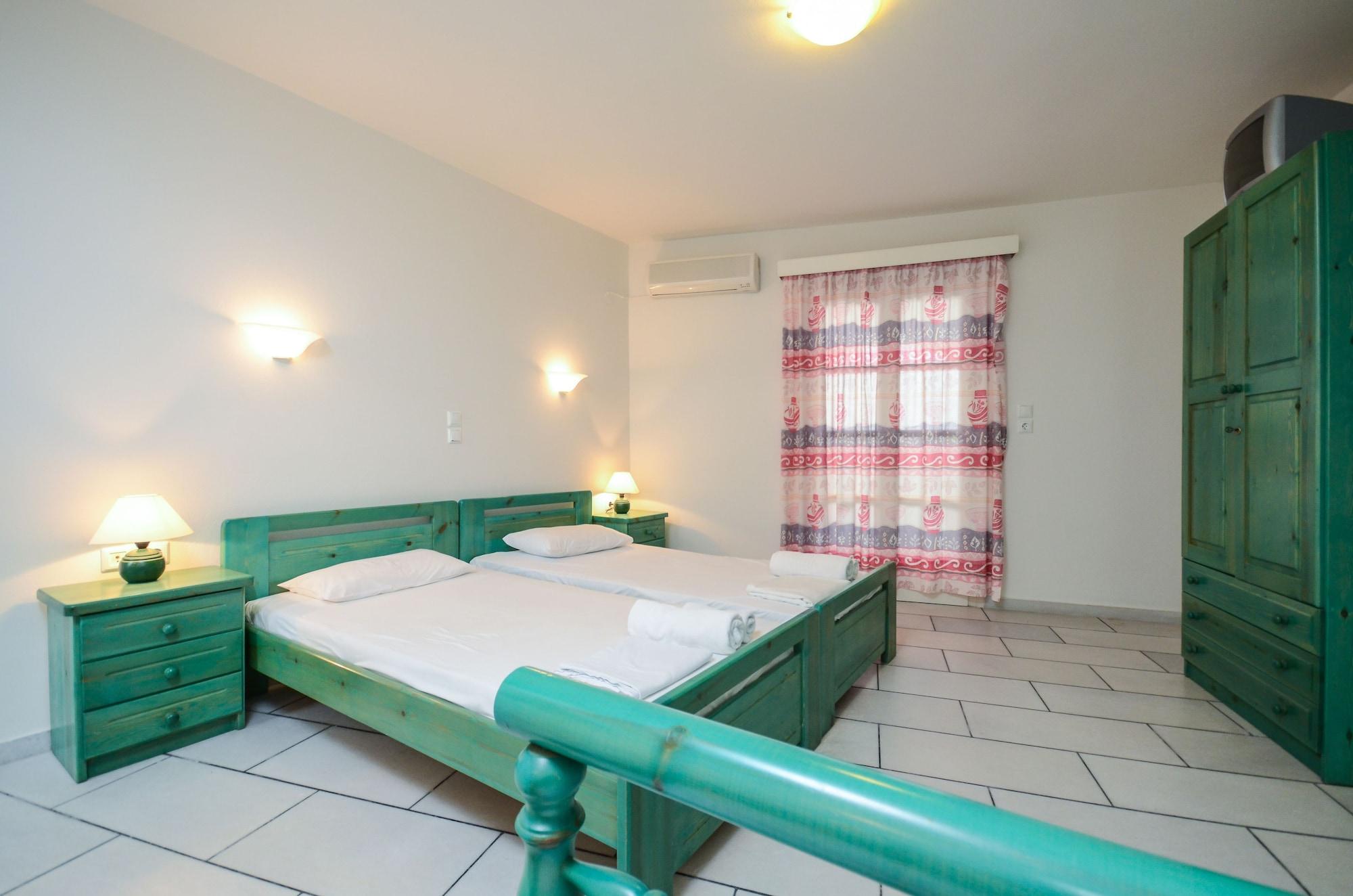 Irini Studios Agia Anna  Exterior photo
