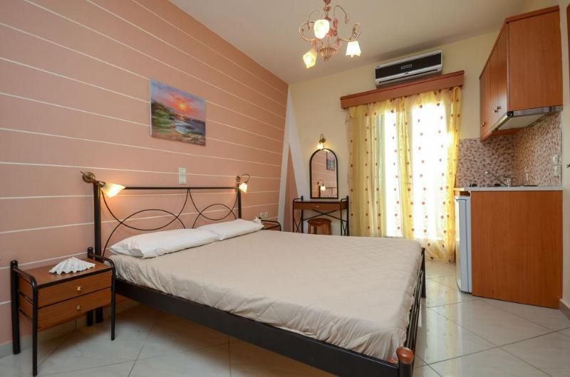 Irini Studios Agia Anna  Exterior photo