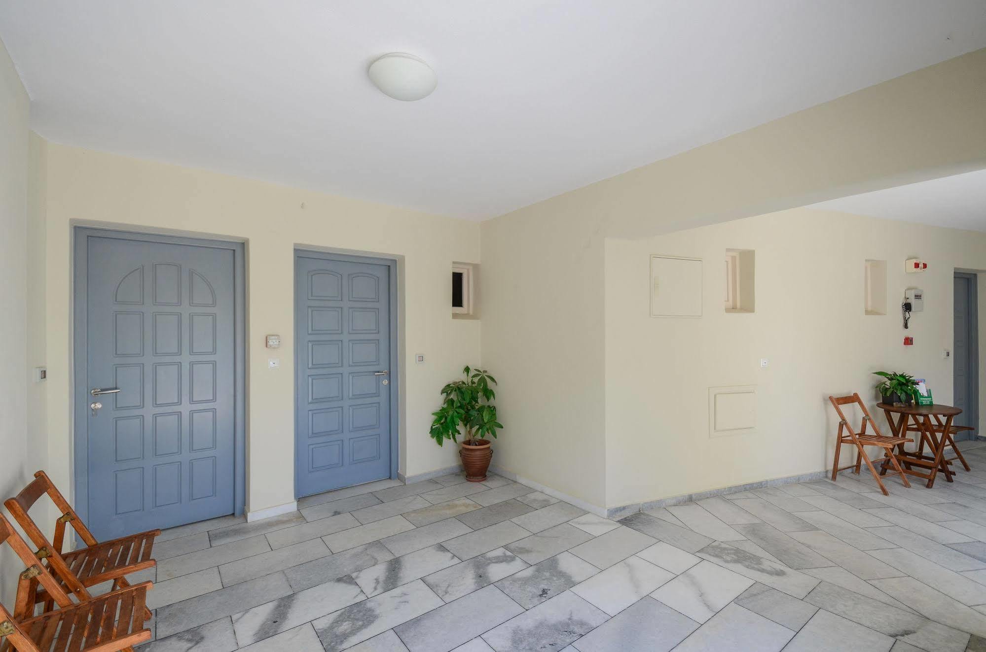 Irini Studios Agia Anna  Exterior photo
